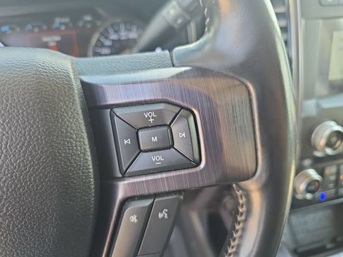 Used 2020 Ford F350 Limited AWD/4WD image 19