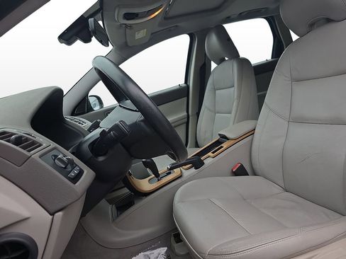 Used 2009 Volvo V50 2.4i image 23