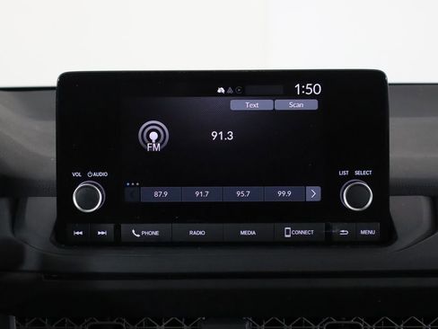 Used 2025 Honda Accord SE image 26