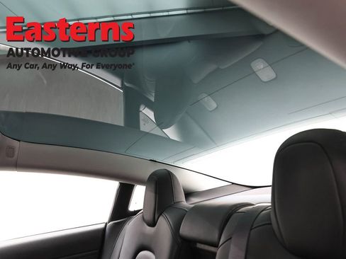 Used 2019 Tesla Model 3 Long Range image 32