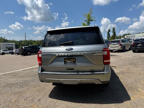 Used 2020 Ford Expedition Max XLT w/ Equipment Group 202A AWD/4WD image 16