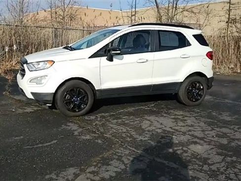 Used 2020 Ford EcoSport SE image 4