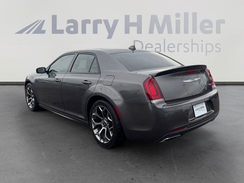 Used 2018 Chrysler 300 S w/ 300S Premium Group image 3