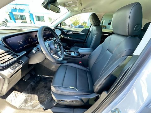 Certified 2025 Buick Envision Preferred image 20