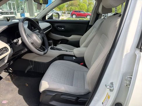 Used 2023 Honda HR-V LX image 13