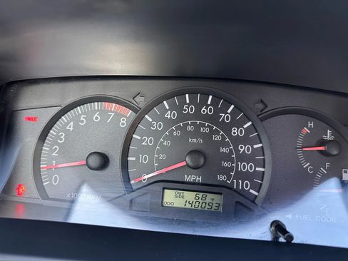 Used 2006 Toyota Corolla CE image 11