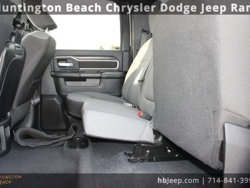 Used 2024 RAM 2500 Big Horn image 35