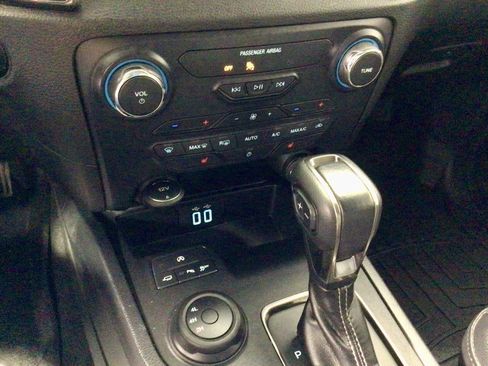 Used 2020 Ford Ranger Lariat w/ Equipment Group 501A Mid image 21