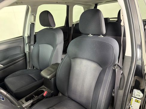 Used 2015 Subaru Forester 2.5i Premium w/ All-Weather Package image 11