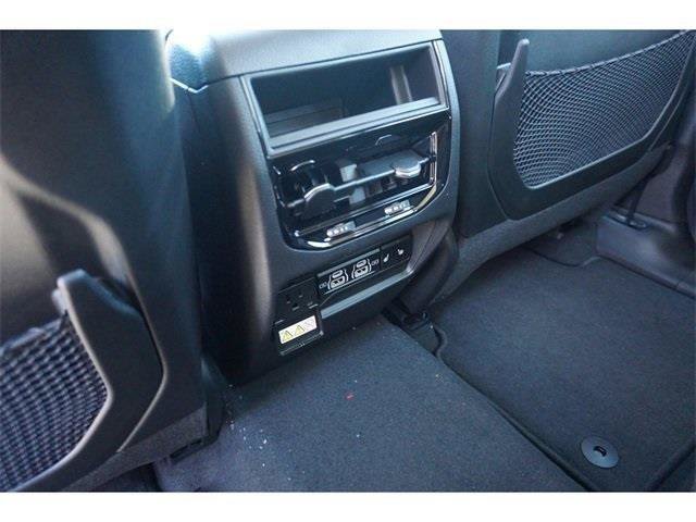 New 2023 Jeep Grand Cherokee Limited AWD/4WD image 13