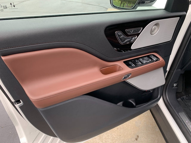 New 2027 Lincoln Aviator Reserve AWD/4WD image 19