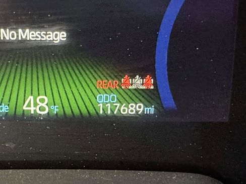 Used 2021 Toyota Corolla LE w/ Carpet Mat Package (TMS) image 29