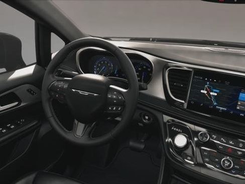 New 2027 Chrysler Pacifica Limited w/ S Appearance Package AWD/4WD image 33