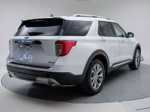 Used 2023 Ford Explorer Limited image 10