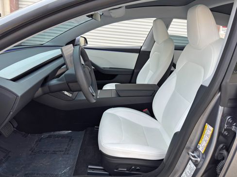 Used 2025 Tesla Model 3 RWD image 17