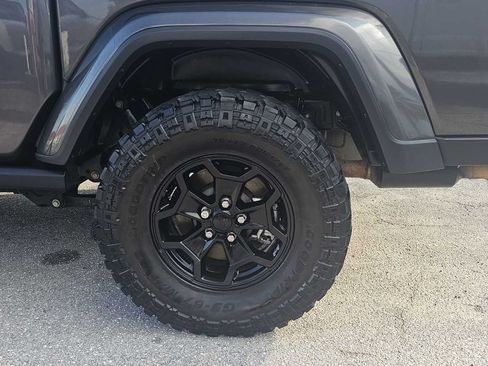 Used 2021 Jeep Gladiator Sport AWD/4WD image 12