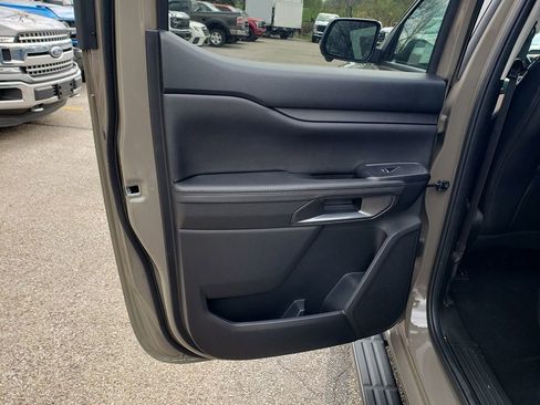 New 2025 Ford Ranger Lariat w/ Black Appearance Package image 12