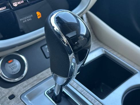 Used 2024 Nissan Murano SL image 22