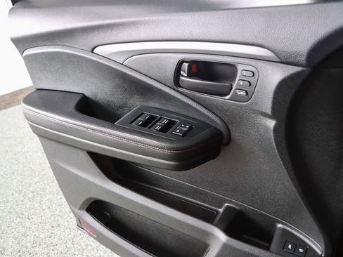 Used 2023 Honda Passport TrailSport image 23