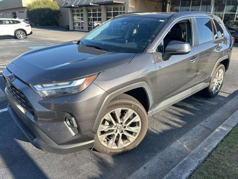 Used 2022 Toyota RAV4 XLE Premium FWD image 1