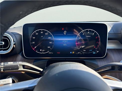 New 2025 Mercedes-Benz C 300 4MATIC Sedan image 15