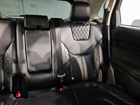 Used 2024 Ford Edge Titanium image 14