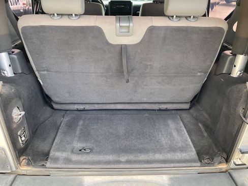 Used 2009 Jeep Wrangler X AWD/4WD image 21
