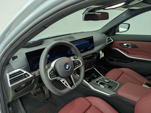 Used 2026 BMW 330i Sedan w/ M Sport Package RWD image 14