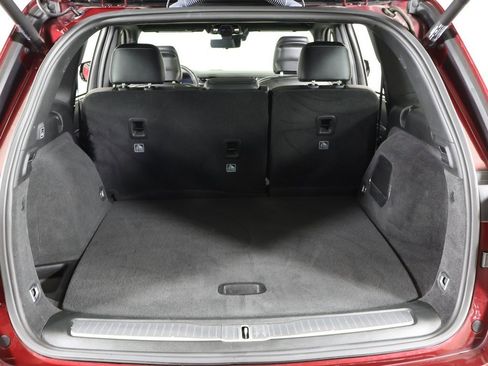 Used 2023 Jeep Grand Cherokee Overland w/ Adv Protech Group III image 24