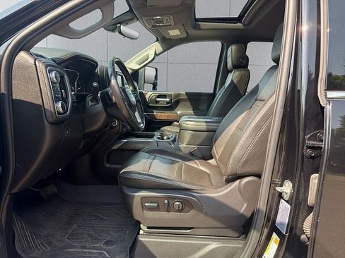 Used 2022 GMC Sierra 3500 Denali w/ Denali Ultimate Package AWD/4WD image 25
