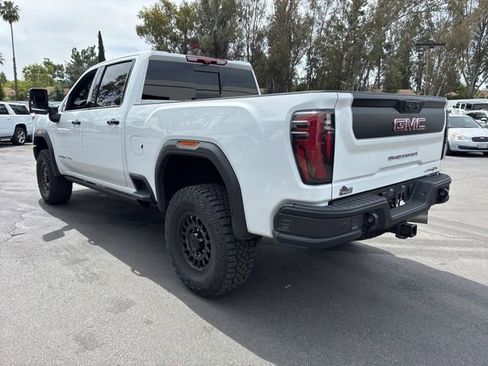 Used 2025 GMC Sierra 2500 AT4X w/ AT4X AEV Edition image 15