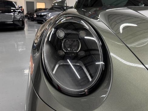 Used 2020 Porsche 911 Carrera S image 4