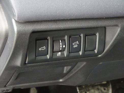 Used 2023 Subaru Outback Premium image 17