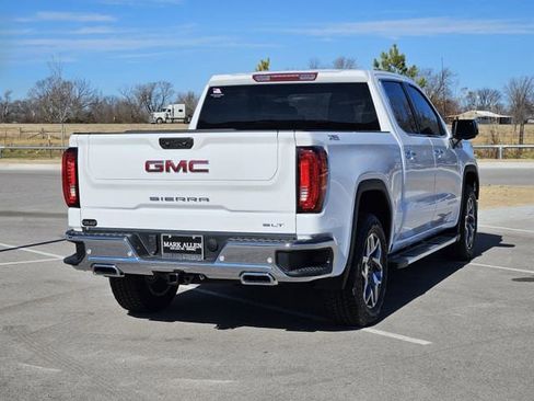 New 2026 GMC Sierra 1500 SLT w/ SLT Premium Package image 4