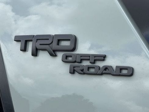 Certified 2023 Toyota 4Runner TRD Off-Road Premium w/ Off Road Premium Plus Package AWD/4WD image 9