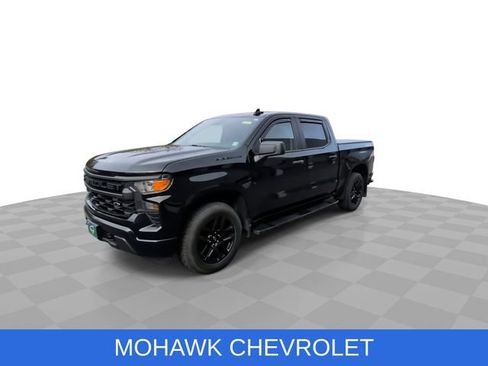Used 2022 Chevrolet Silverado 1500 Custom w/ LPO, Dark Essentials Package image 4