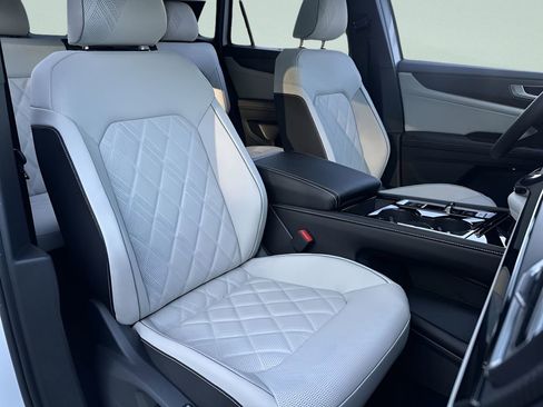 New 2026 Volkswagen Atlas Cross Sport SEL Premium R-Line image 26