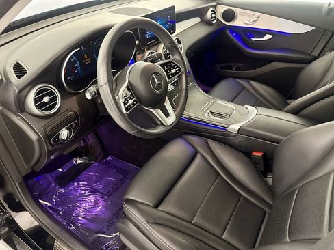 Used 2022 Mercedes-Benz GLC 300 image 9