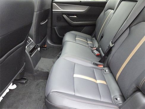 New 2025 MAZDA CX-70 Plug-In Hybrid w/ Premium Plus image 9