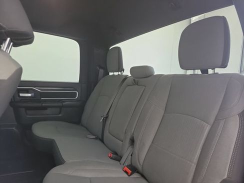 Used 2024 RAM 2500 Big Horn AWD/4WD image 13
