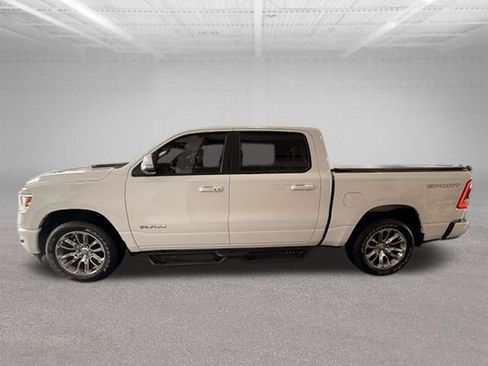 Used 2023 RAM 1500 Laramie AWD/4WD image 4