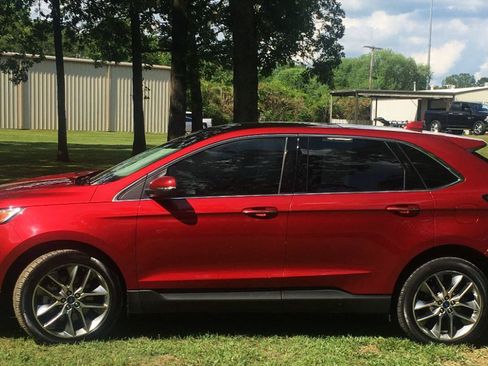 Used 2016 Ford Edge Titanium w/ Equipment Group 302A AWD/4WD image 2