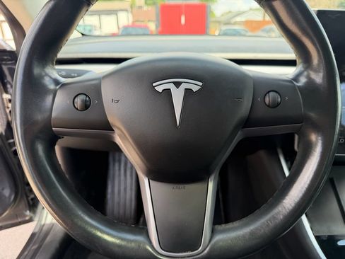 Used 2018 Tesla Model 3 Long Range AWD/4WD image 32