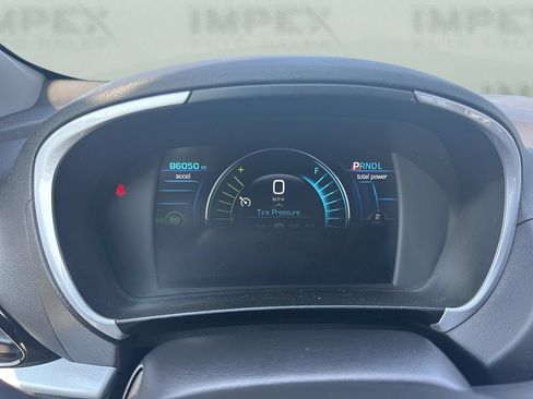 Used 2017 Chevrolet Volt LT w/ Comfort Package FWD image 21