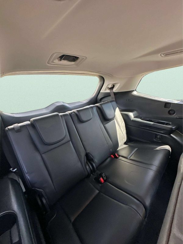 Used 2019 Subaru Ascent Limited w/ Popular Package #3 AWD/4WD image 17