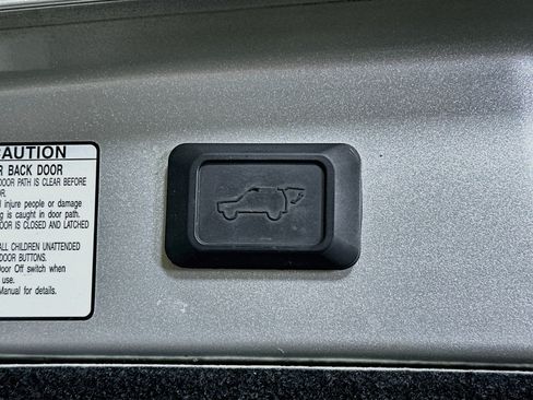 Used 2005 Lexus RX 330 FWD image 28