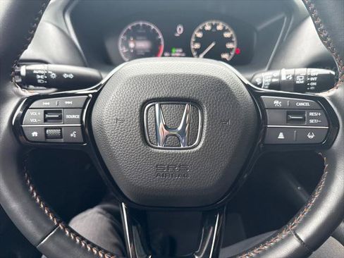 Used 2025 Honda HR-V Sport image 18