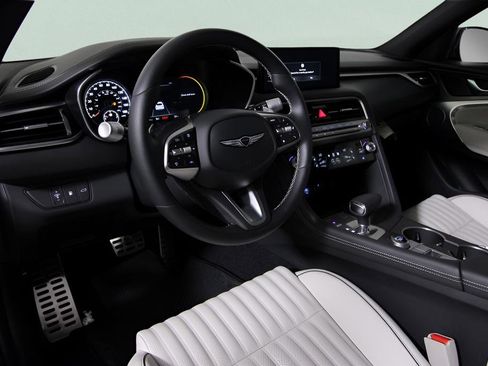 Used 2024 Genesis G70 2.5T w/ Sport Prestige Package RWD image 12