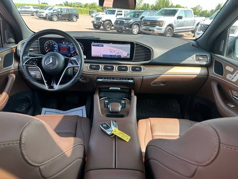 Used 2024 Mercedes-Benz GLE 450 4MATIC image 26