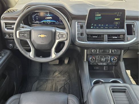 Used 2024 Chevrolet Tahoe LT w/ Luxury Package RWD image 25